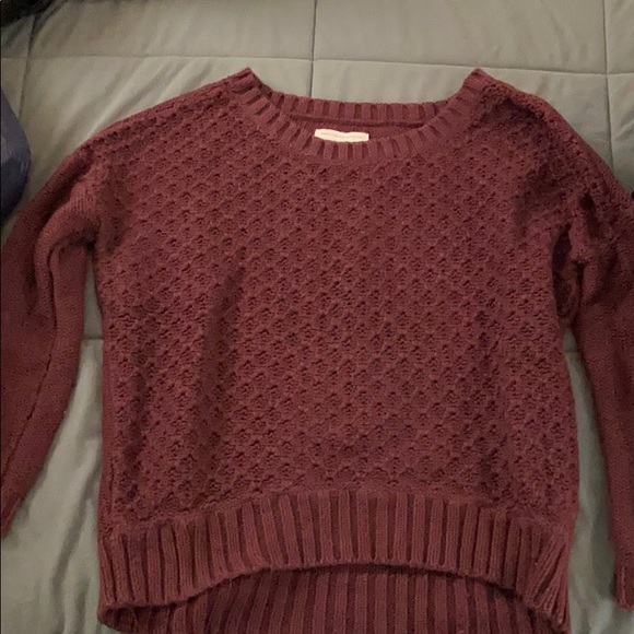 Maroon sweater - Picture 1 of 1